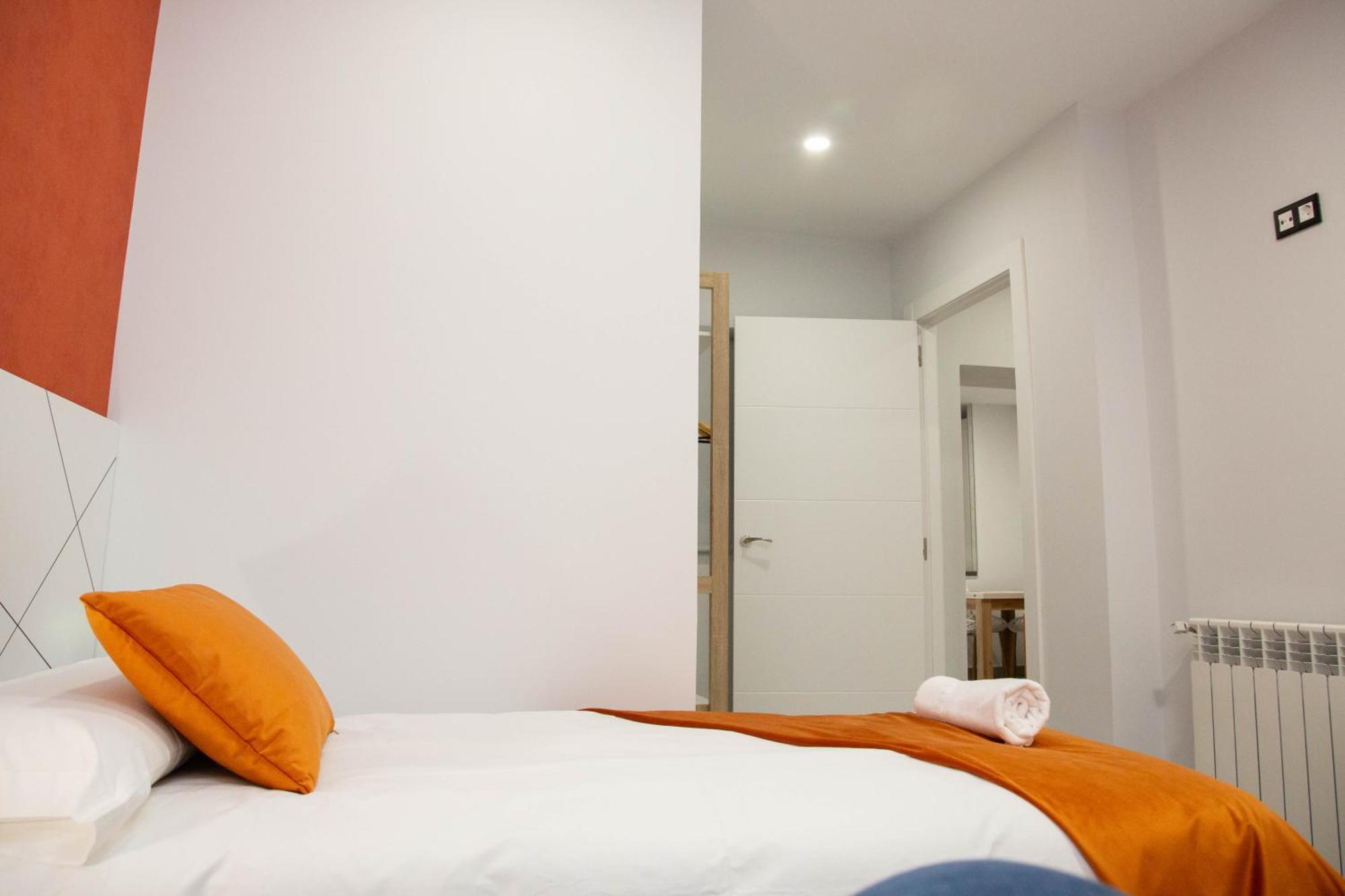 Pregonero Urban Suites - Naranja Soria Bagian luar foto