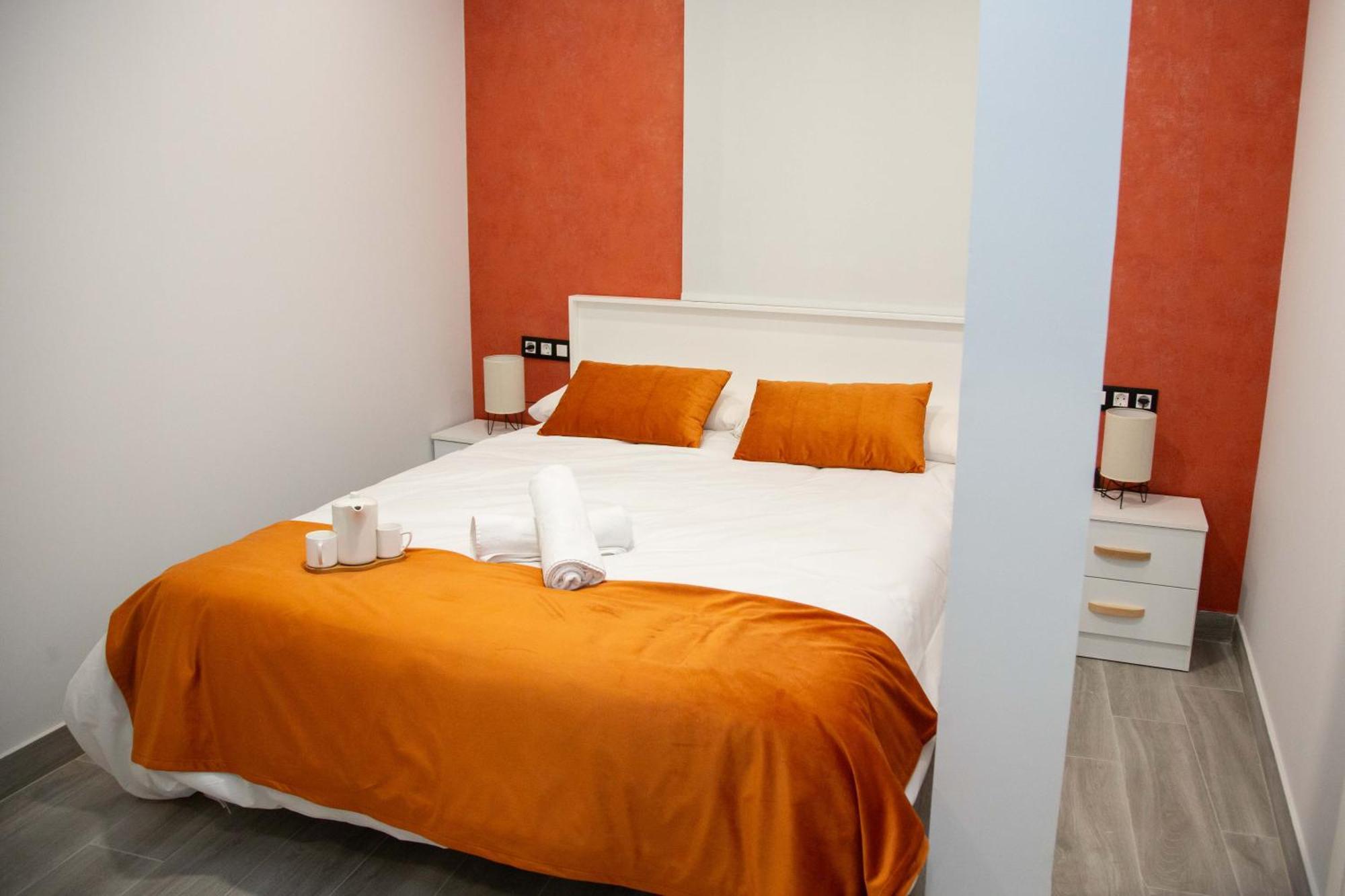 Pregonero Urban Suites - Naranja Soria Bagian luar foto